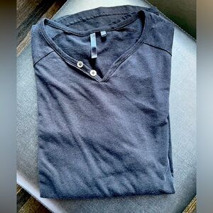 Joe’s Jeans Men’s Black Henry long sleeve T shirt